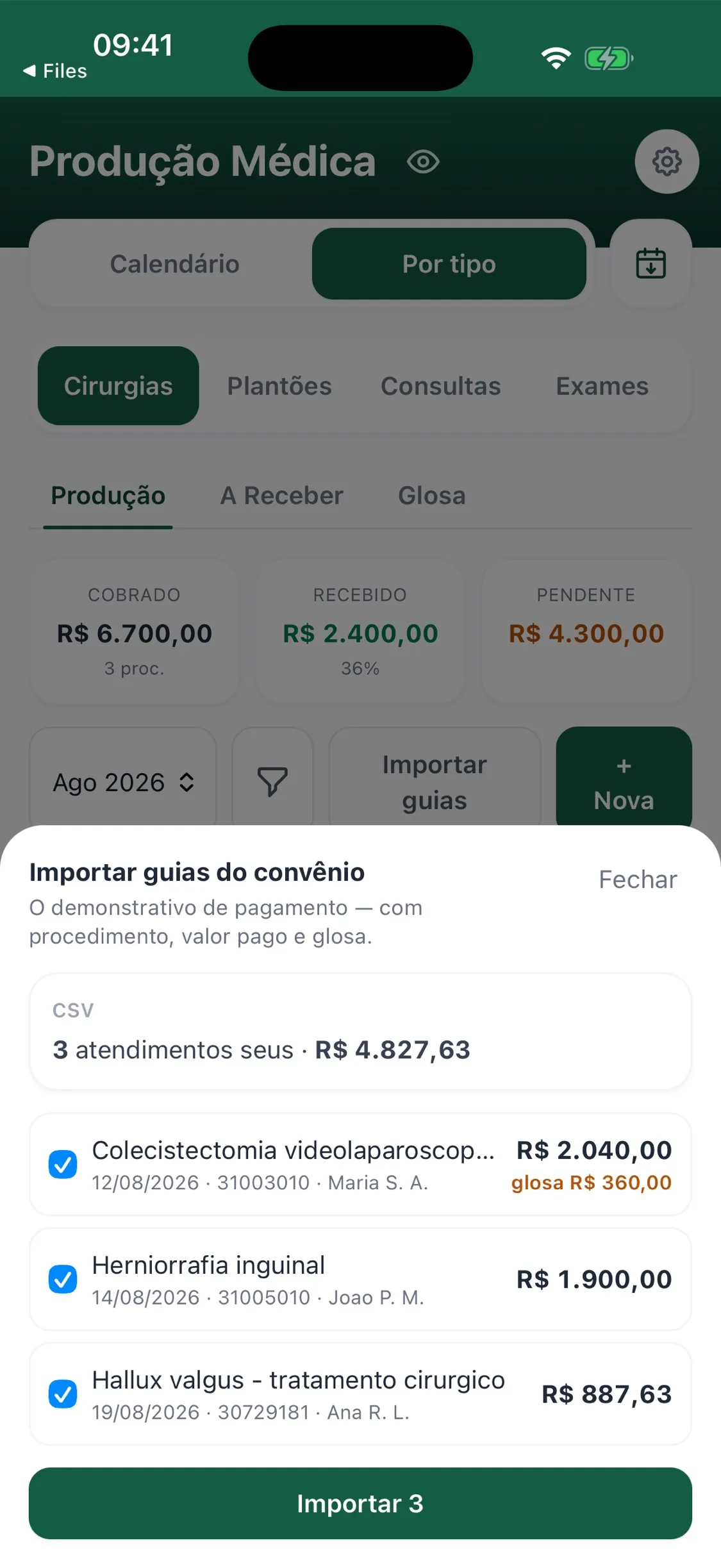Tela do MedFIN revisando um demonstrativo: três guias marcadas, com valor pago e a glosa destacada em uma delas.